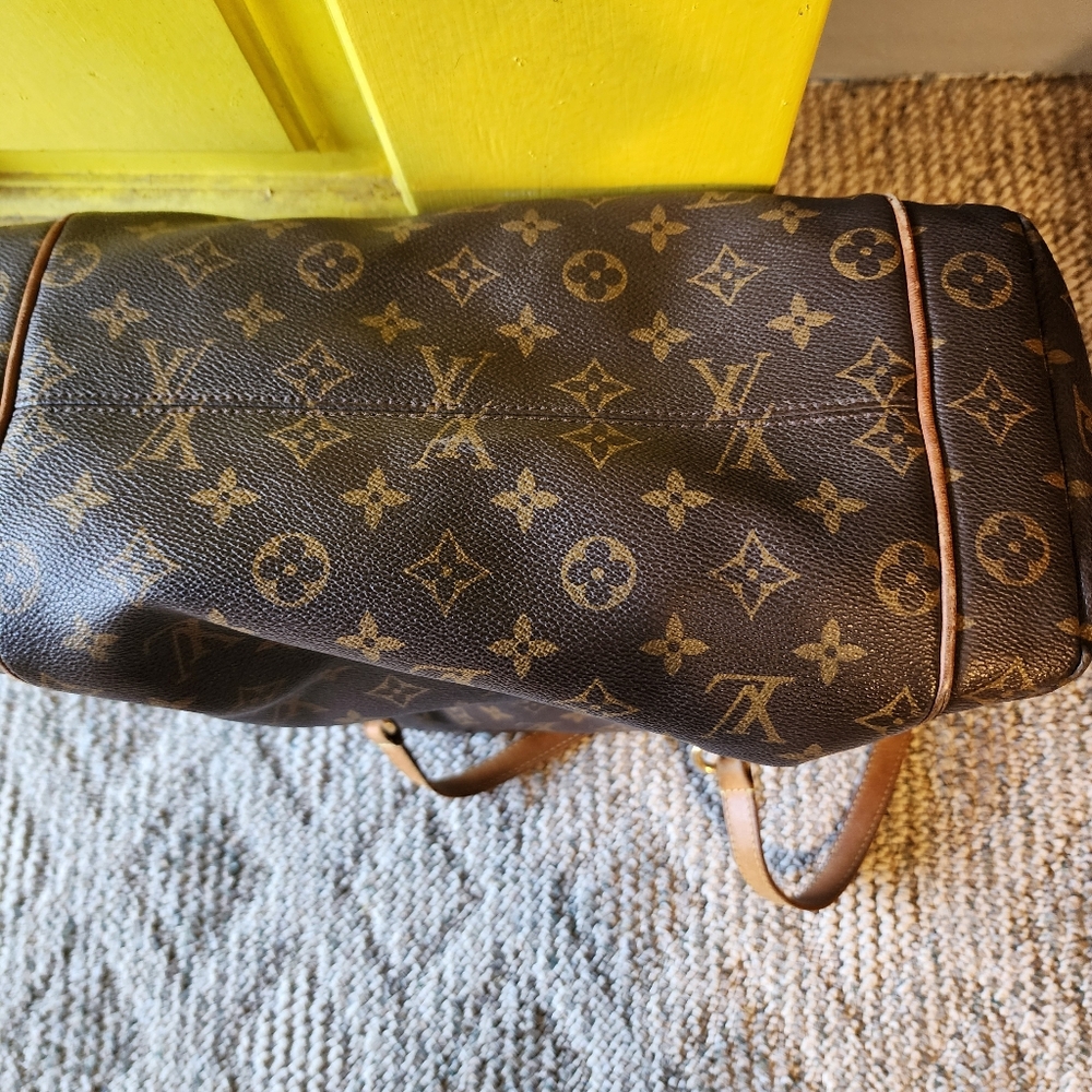 Louis Vuitton Brown Monogram Shoulder Bag - Picture 6 of 9